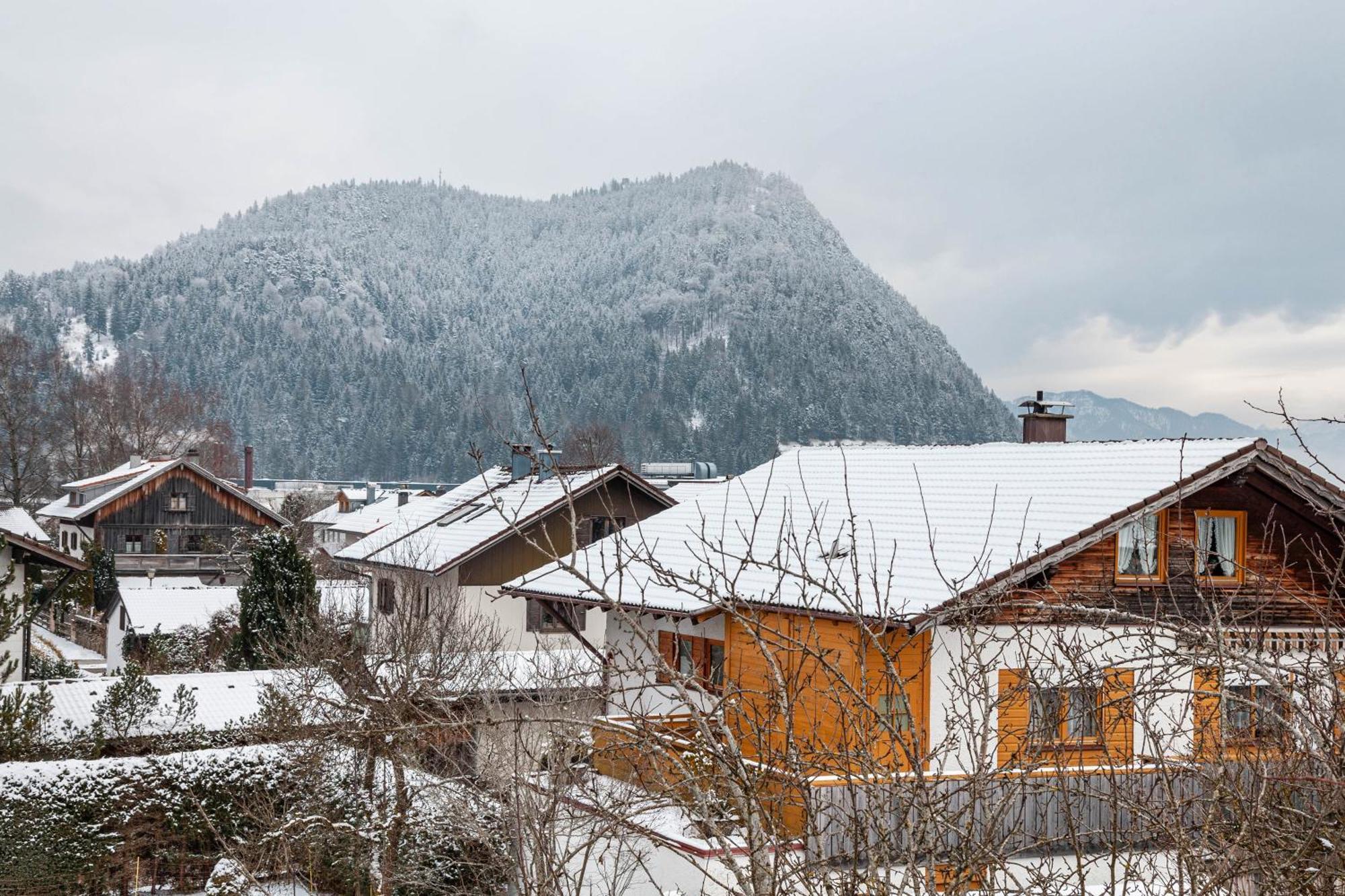 Haus Bergliebe - Zugspitzblick بفرونتن المظهر الخارجي الصورة